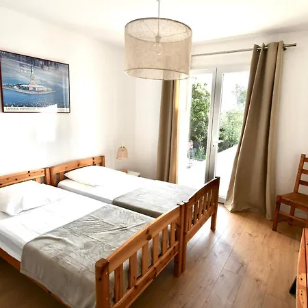 60m2 Avec Piscine Privee Dans Lägenhet