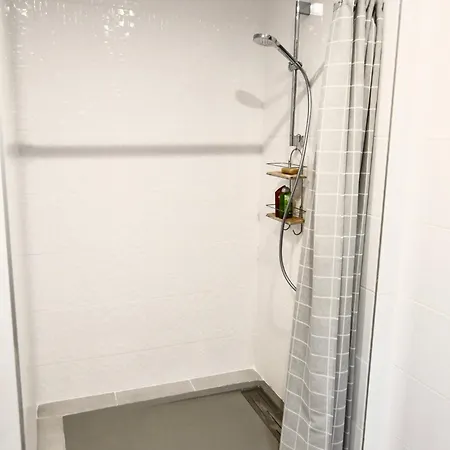 Lägenhet 60m2 Avec Piscine Privee Dans *
