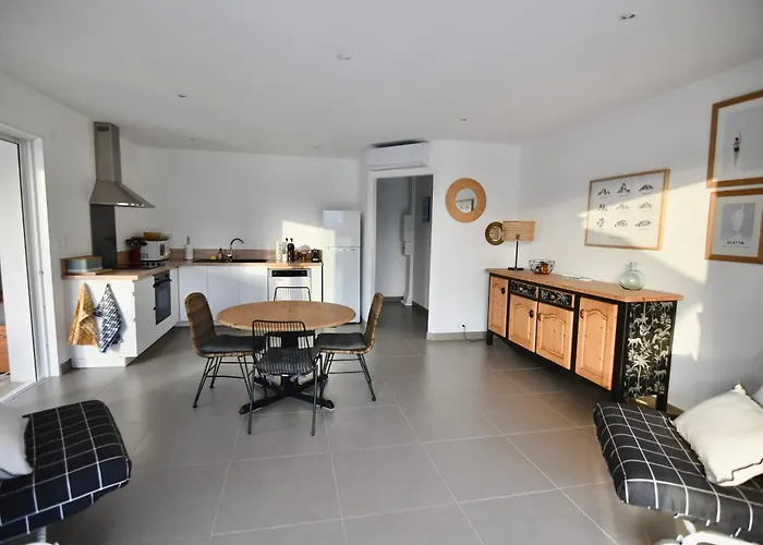 60m2 Avec Piscine Privée Dans Oletta (Corsica)