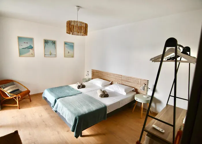 60m2 Avec Piscine Privée Dans Oletta (Corsica)